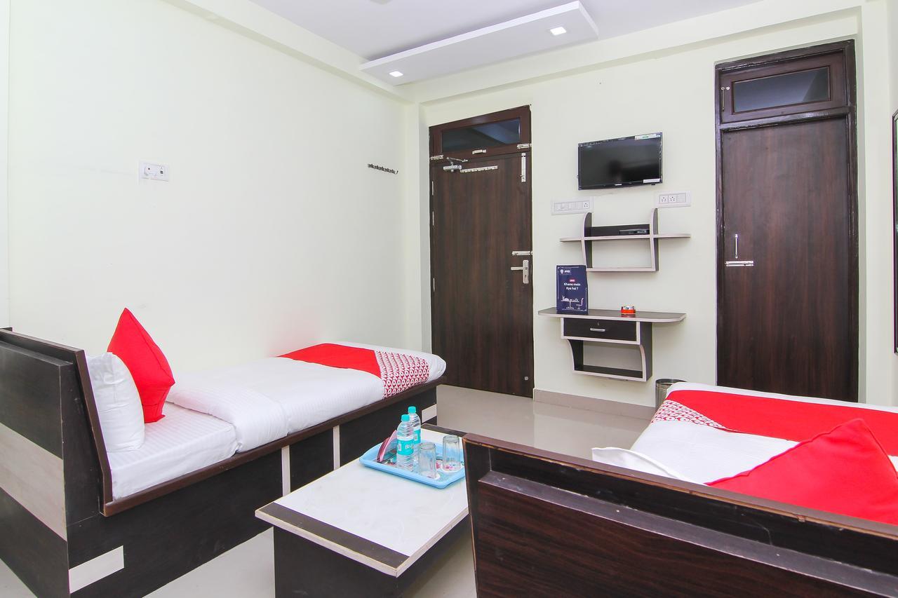 Oyo 12446 Shree Sai Guest House Allāhābād Junction Eksteriør bilde