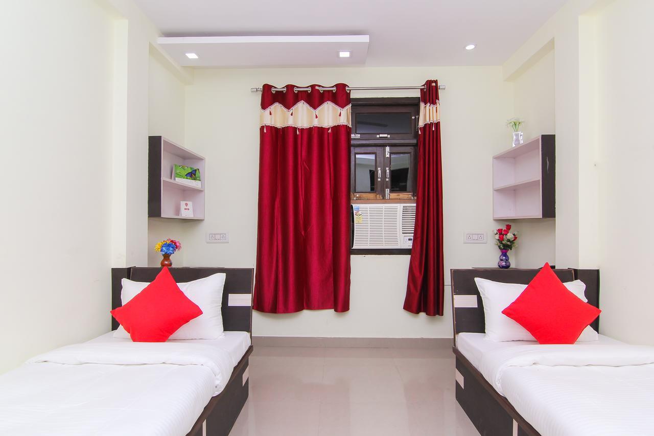 Oyo 12446 Shree Sai Guest House Allāhābād Junction Eksteriør bilde